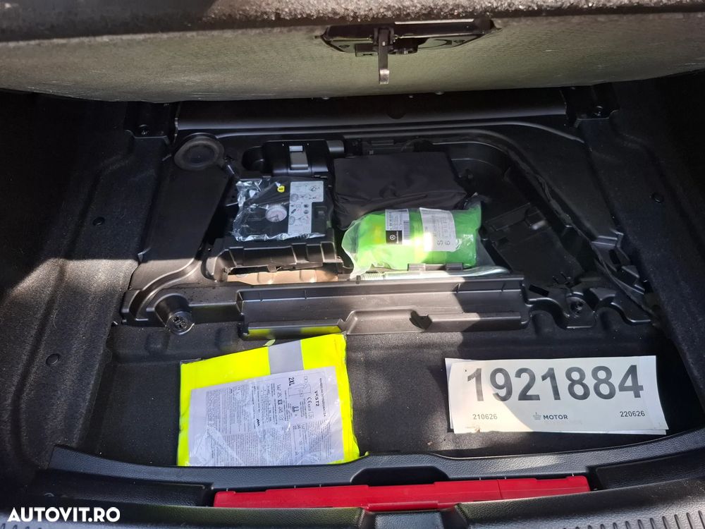 Mercedes-Benz A 200 7G-DCT Progressive - 11