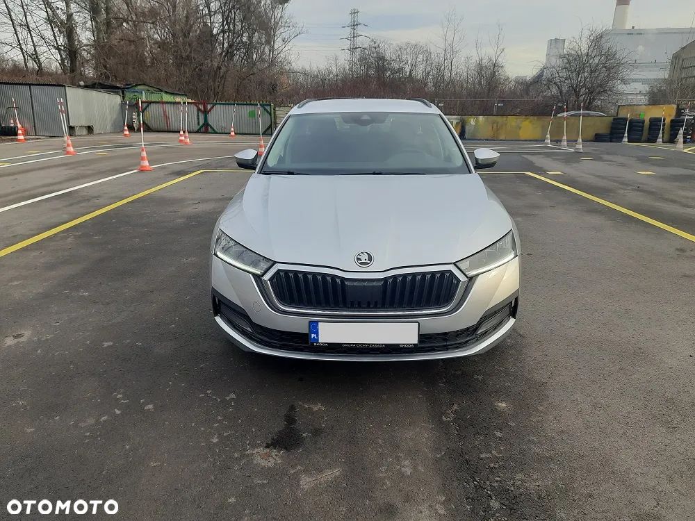 Skoda Octavia 2.0 TDI Ambition - 2