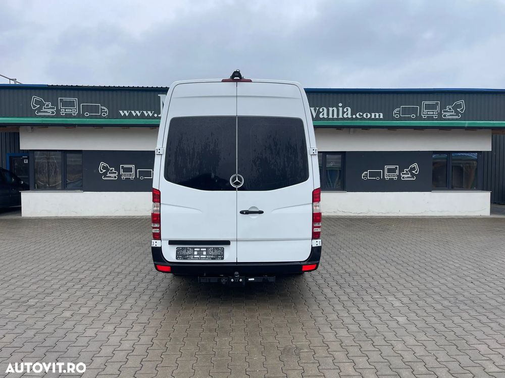 Mercedes-Benz Sprinter Luxury Transport – Fotolii Individuale + Pat + TV - 7