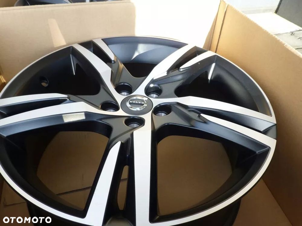 VOLVO XC60 V90 S90 S60 XC40 7,5X19 ET50,5 - 11