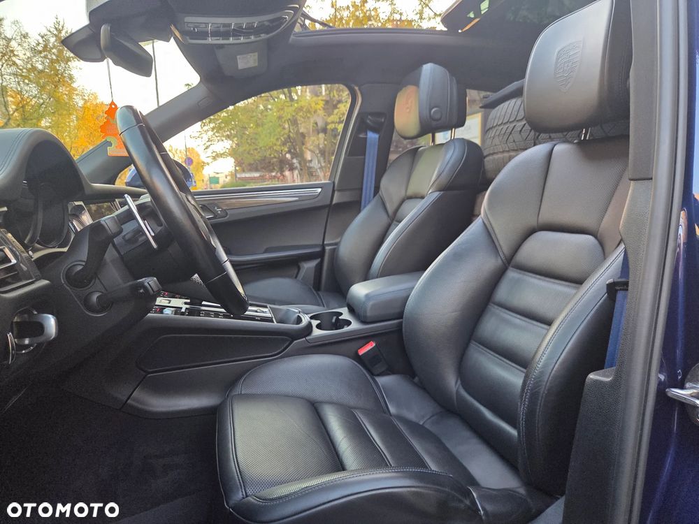 Porsche Macan T - 14