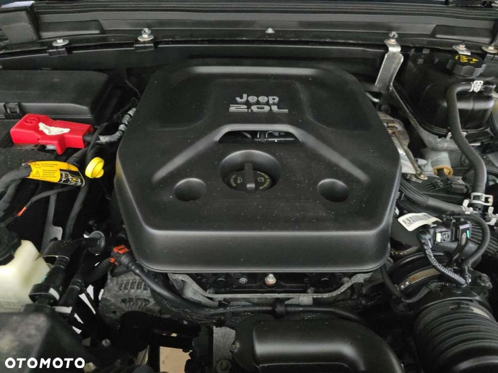 Jeep Wrangler - 8