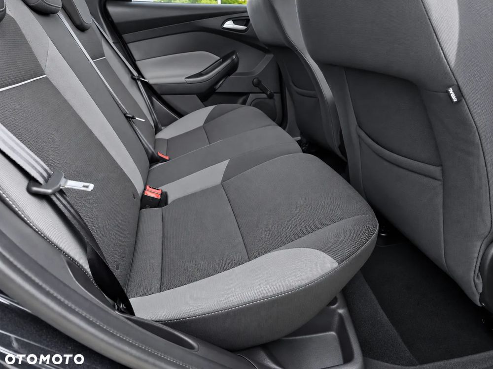 Ford Focus 1.6 TI-VCT Champions Edition - 18