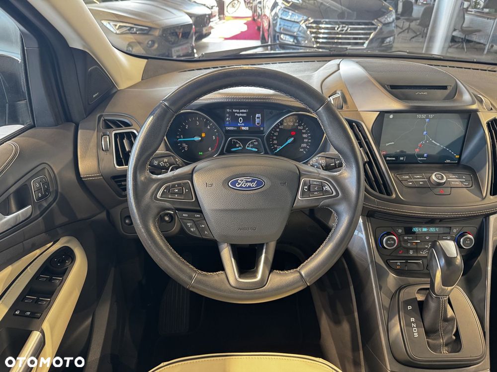 Ford Kuga - 21