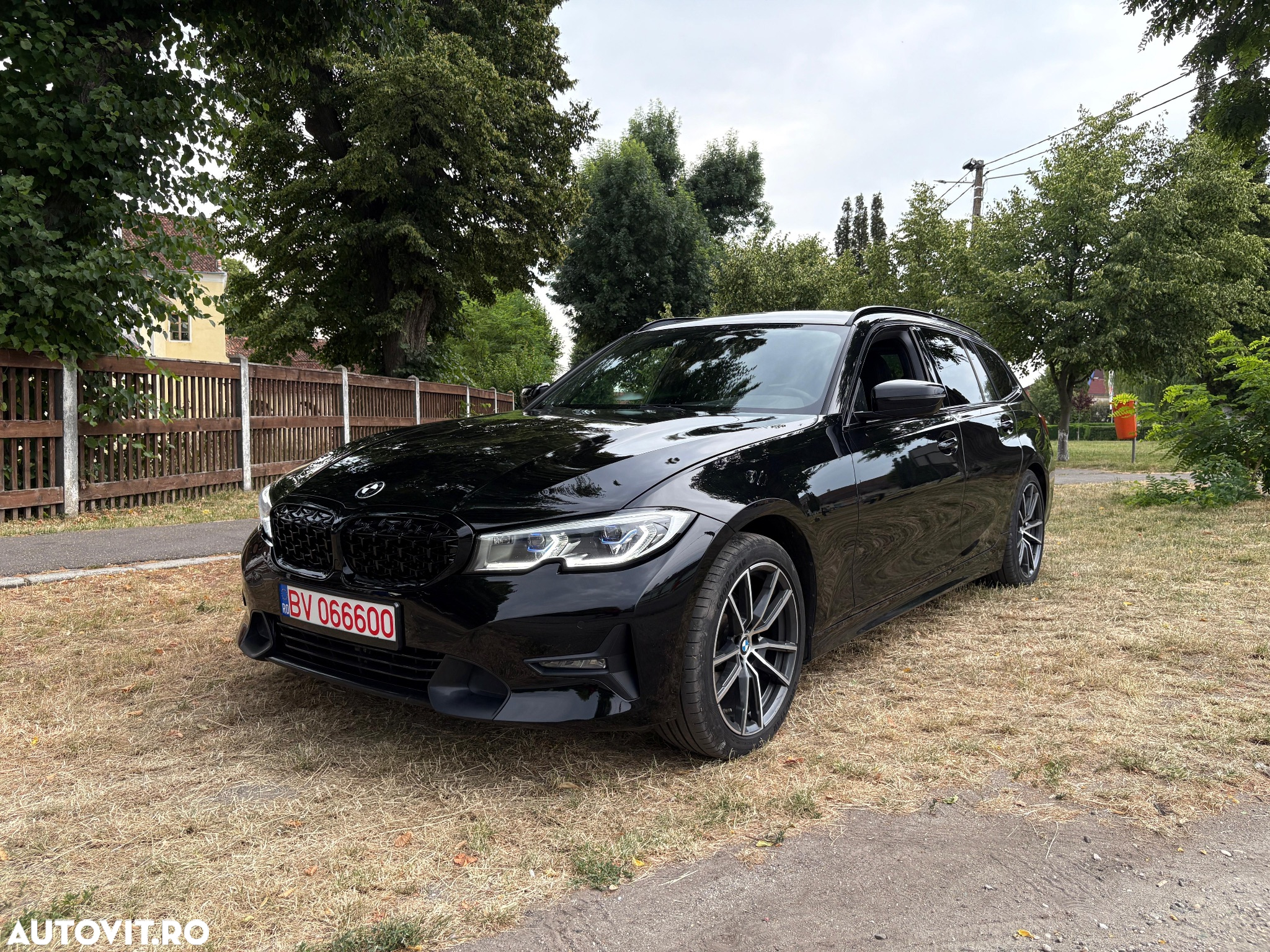 BMW Seria 3 320d Touring Aut. Sport Line - 3