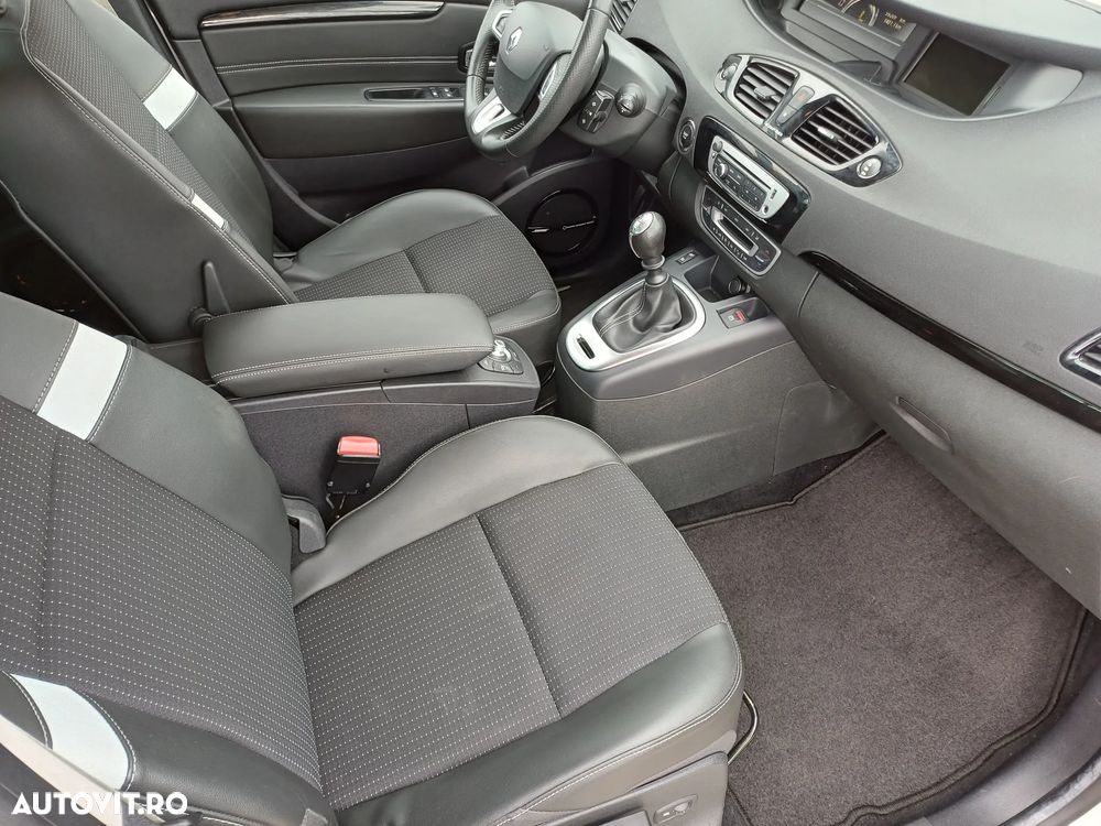 Renault Scenic ENERGY TCe 115 Bose Edition - 14