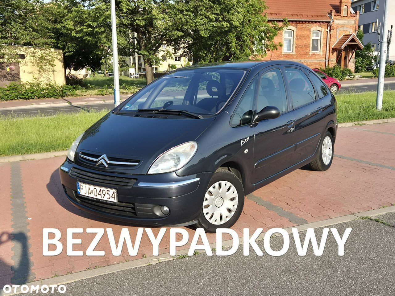 Citroën Xsara Picasso 1.6 HDi Exclusive - 1