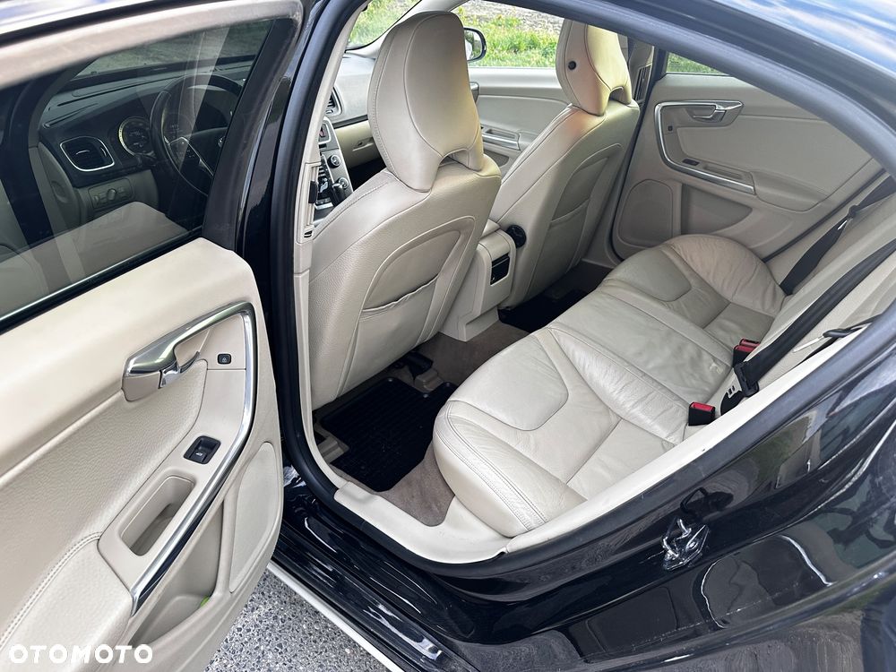 Volvo S60 2.5 T5 - 11