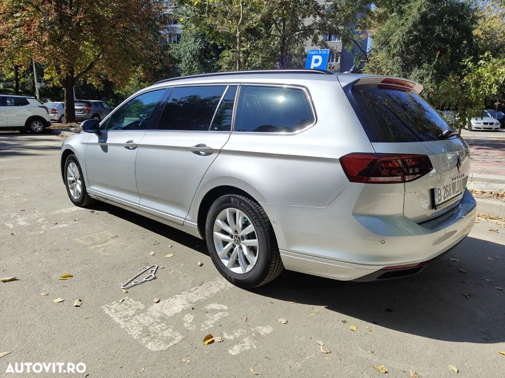 Volkswagen Passat Variant 2.0 TDI DSG Advance - 12