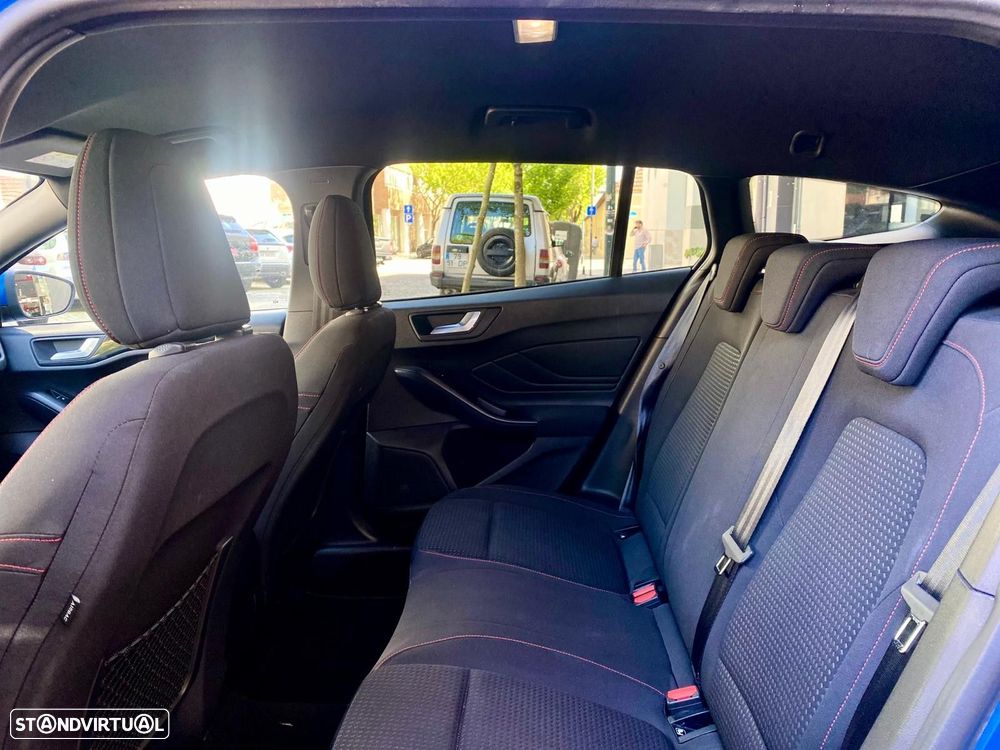 Ford Focus SW 1.5 TDCi ST-Line - 30