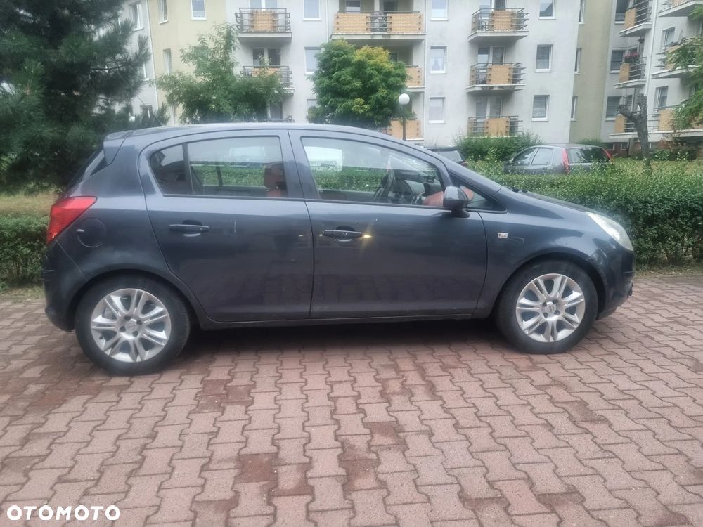 Opel Corsa 1.4 16V Sport - 4