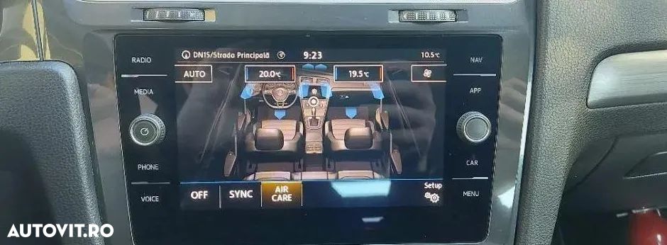 Volkswagen Golf 1.6 TDI Comfortline - 3