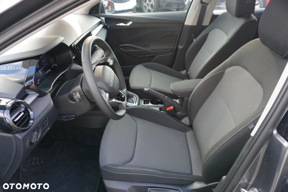 Skoda Fabia - 10