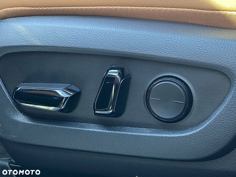 Lexus NX 350h Prestige AWD - 34