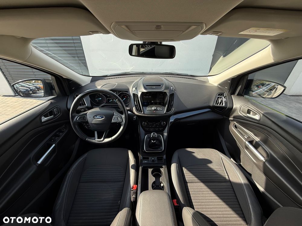 Ford Kuga 1.5 EcoBoost 2x4 Titanium - 7