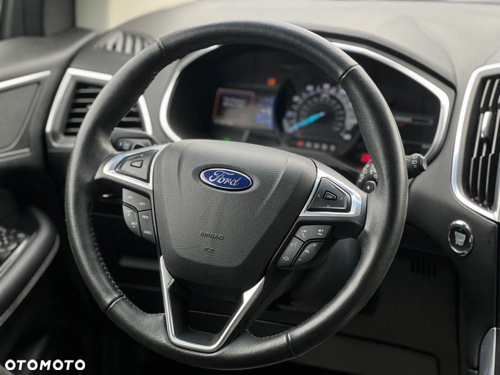 Ford Edge - 26