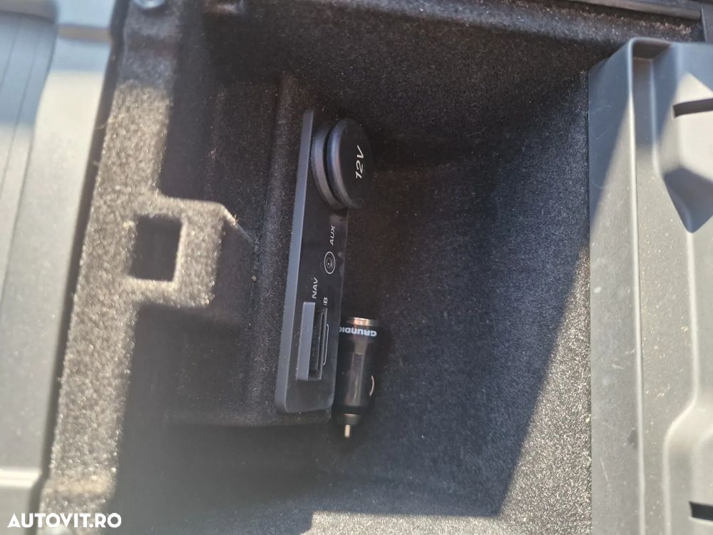 Land Rover Range Rover Evoque - 26