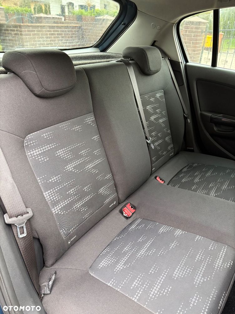 Opel Corsa 1.4 16V Active - 14