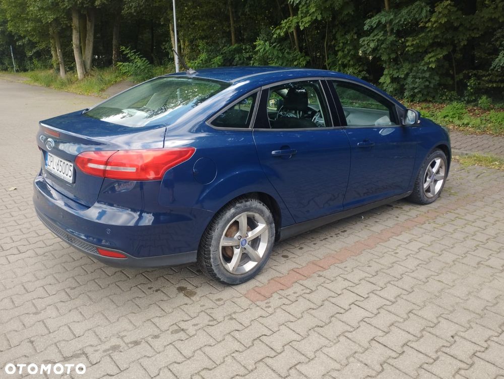 Ford Focus 1.6 Trend - 6