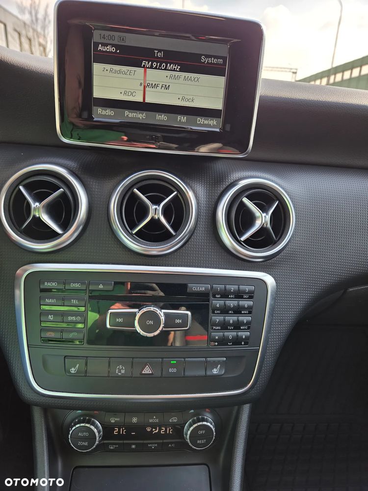 Mercedes-Benz Klasa A 180 7G-DCT - 12
