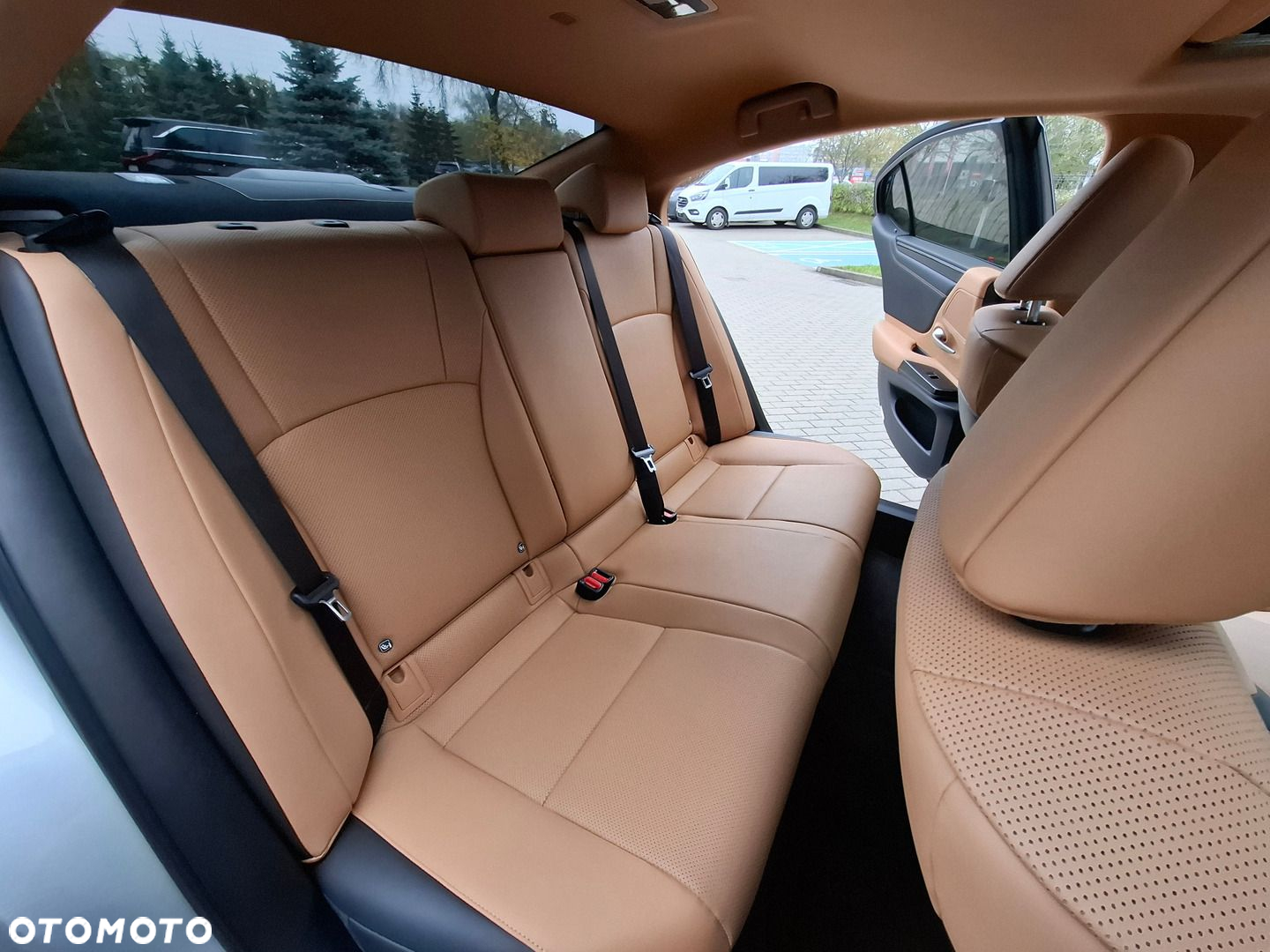 Lexus ES - 24