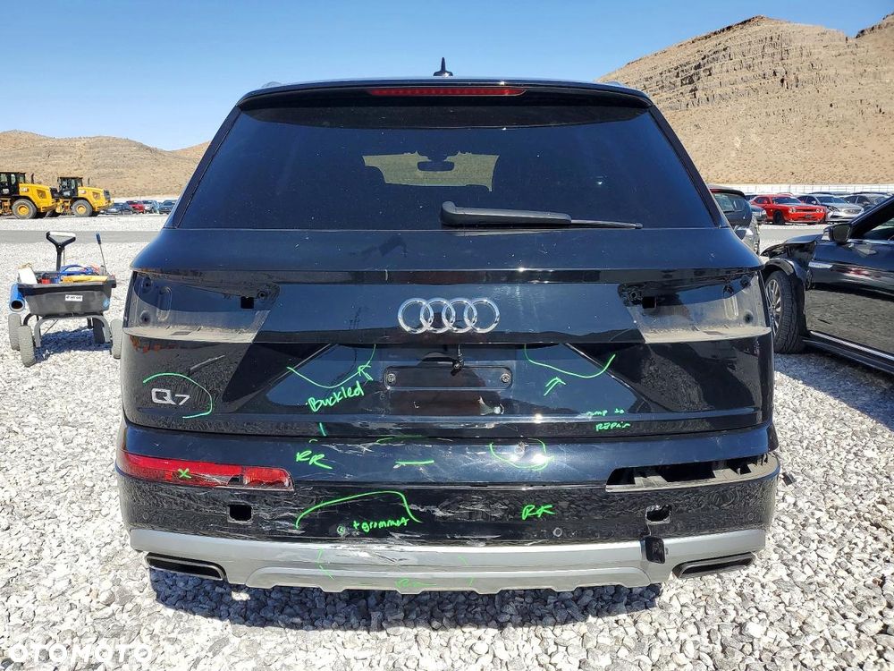 Audi Q7 - 6
