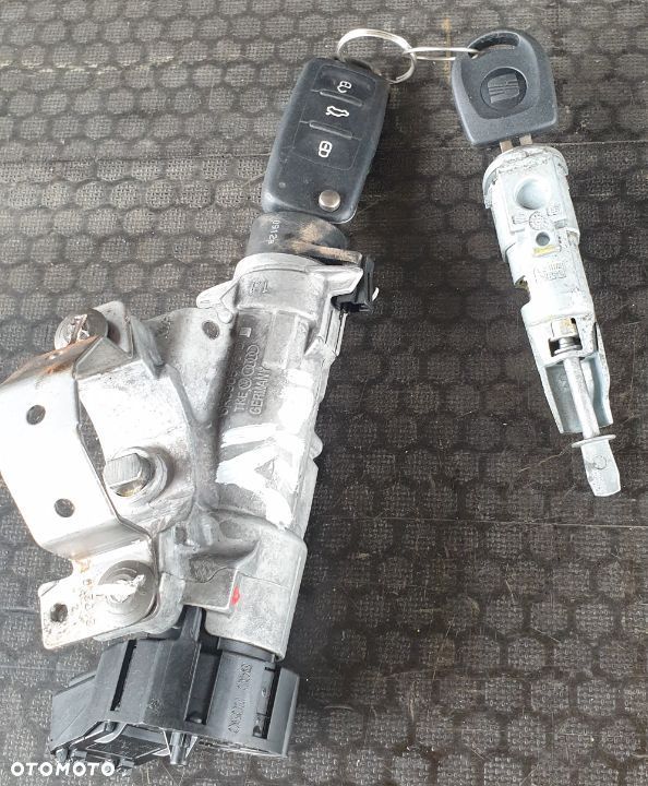 Stacyjka + 2 Kluczyki 6R0905851D SEAT IBIZA IV LIFT 1.4 - 4
