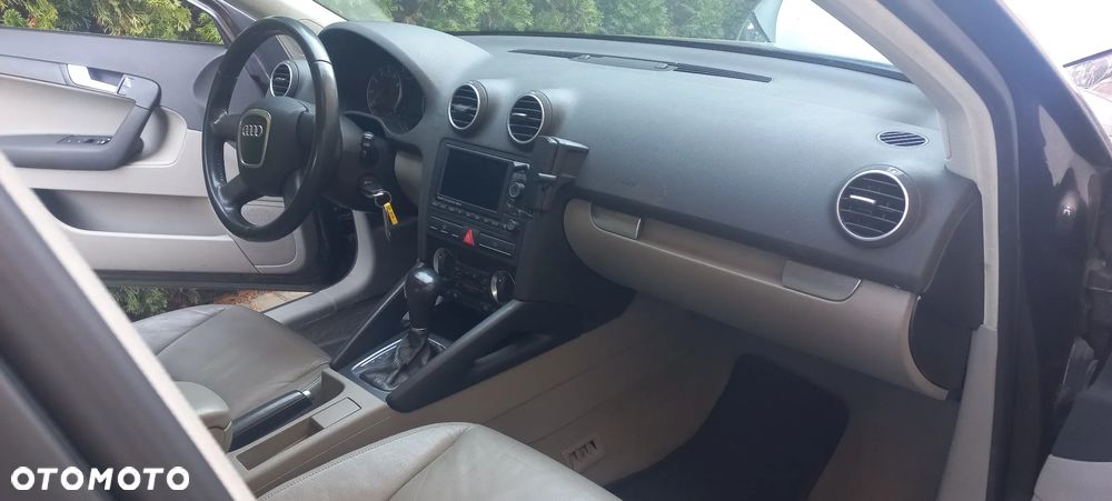 Audi A3 Sportback - 12