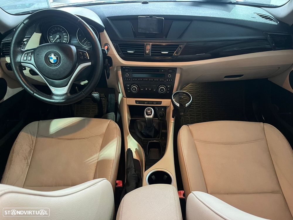 BMW X1 16 d sDrive - 11