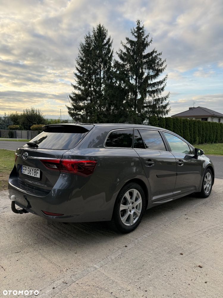 Toyota Avensis 2.0 D-4D Active Business - 6