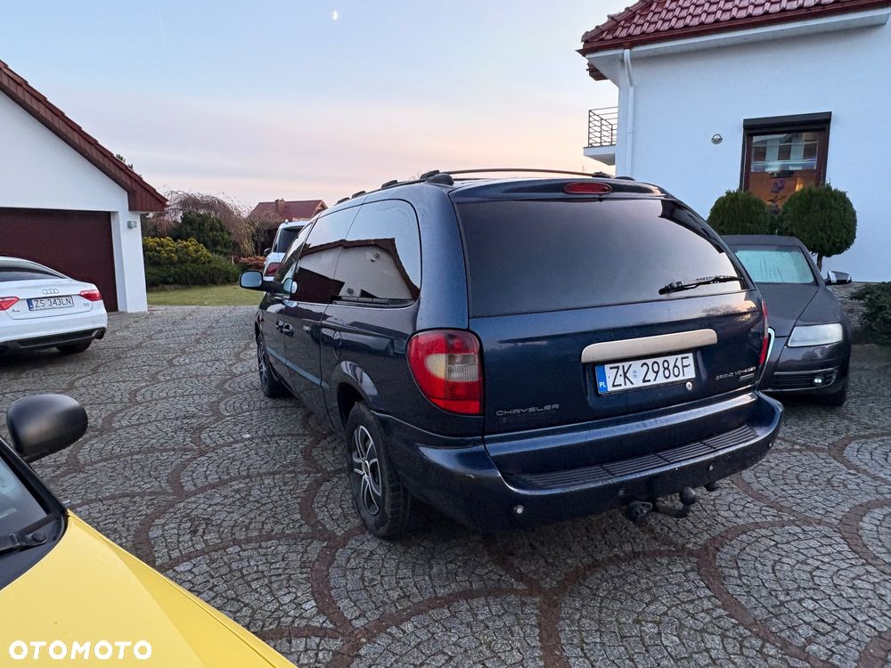 Chrysler Grand Voyager 2.5L CRD LX - 4
