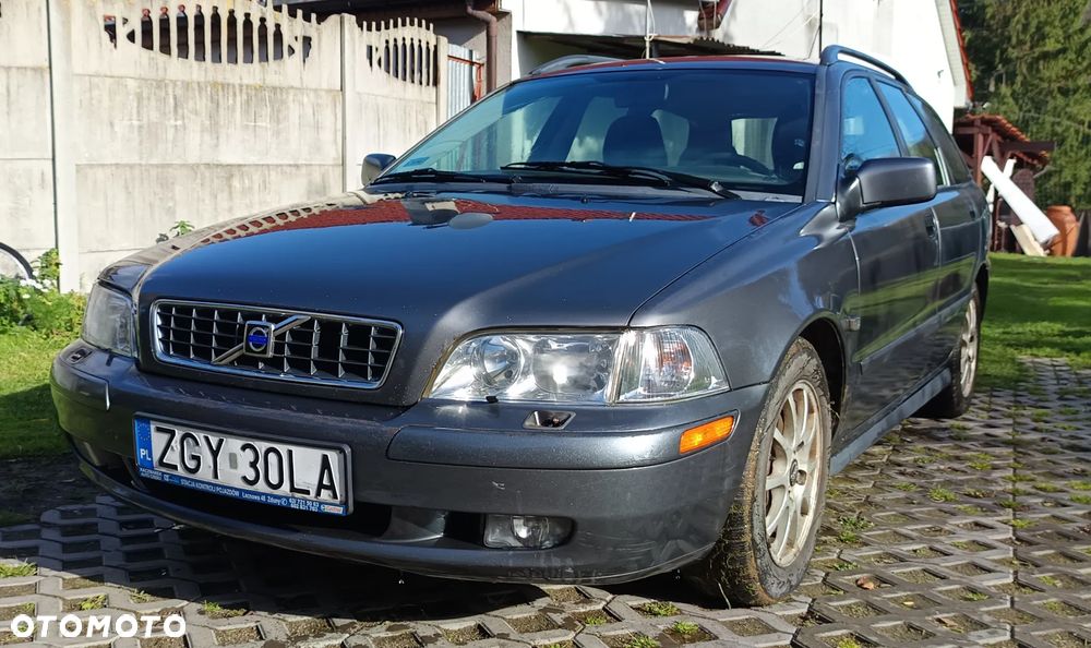 Volvo V40 2004 photo 3