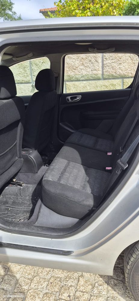 Peugeot 307 1.4 HDi Premium - 4