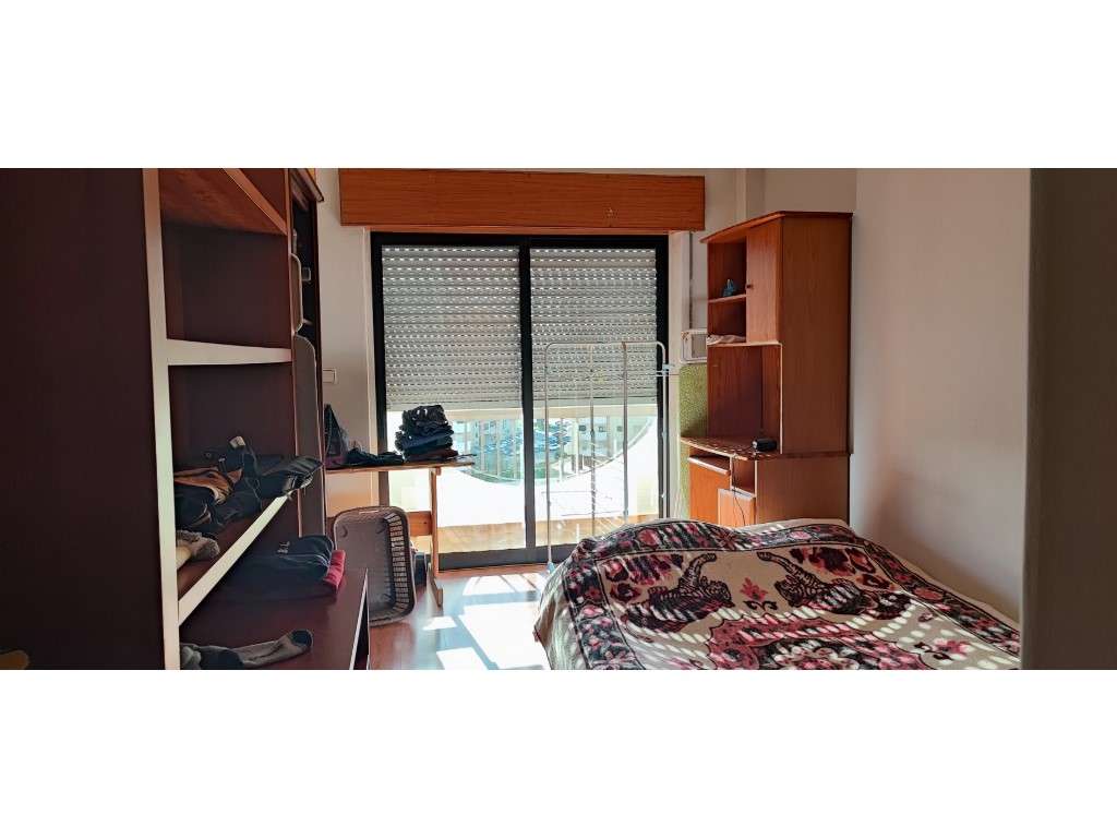 Apartamento T2 com Vista Rio e uma Box na Póvoa de Santa Iria - Grande imagem: 5/15