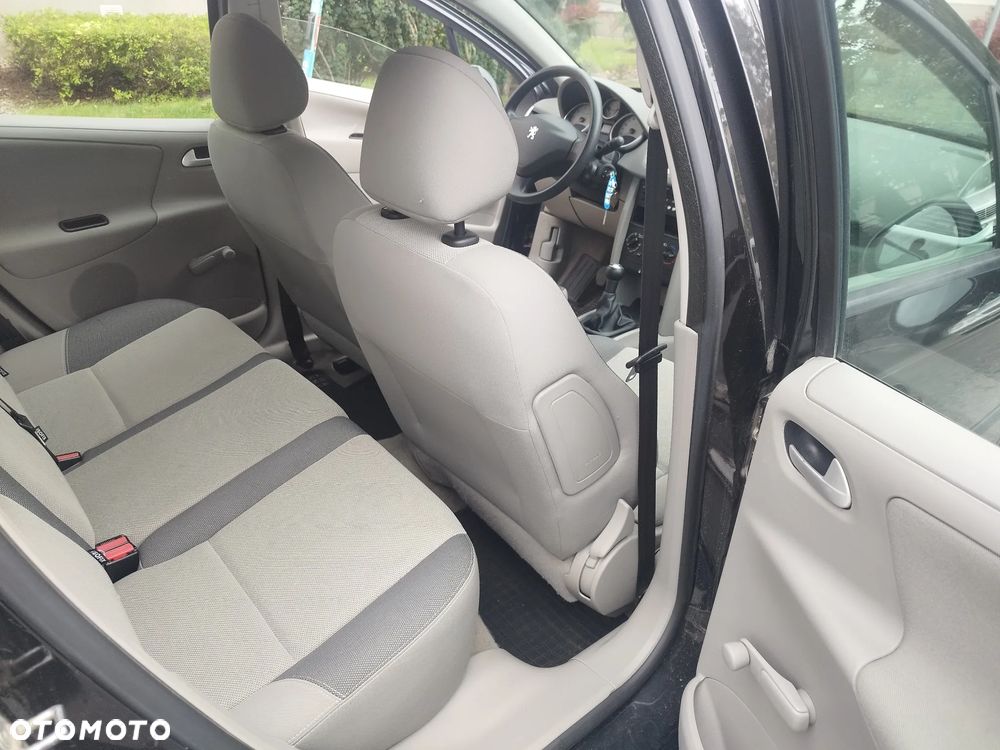 Peugeot 207 1.4 Presence - 13