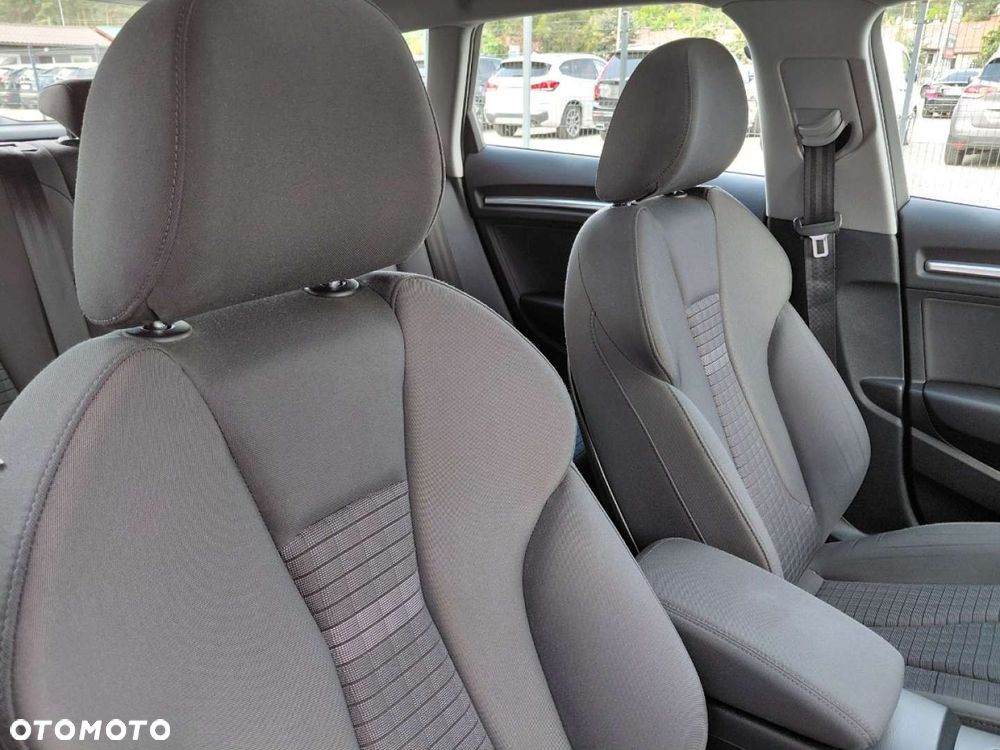 Audi A3 Sportback - 19