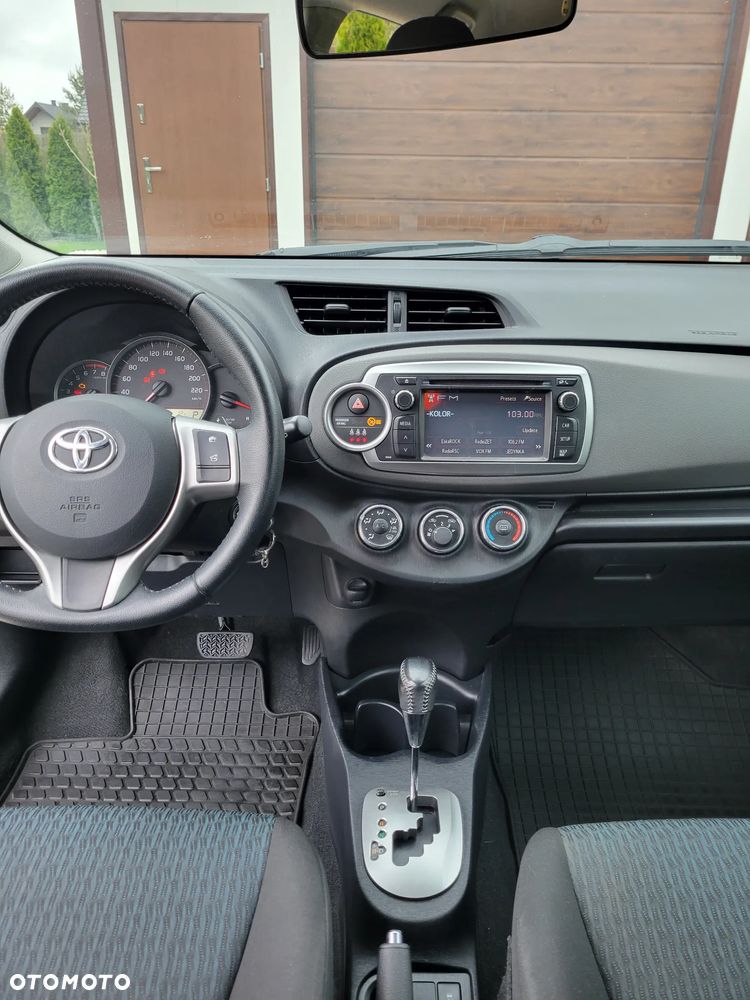 Toyota Yaris - 9