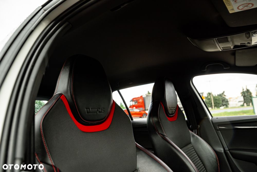 Skoda Octavia 2.0 TSI RS - 24