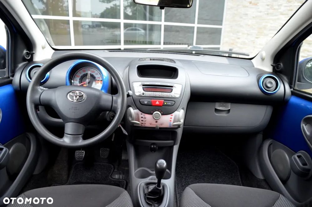 Toyota Aygo CoolBlue - 8