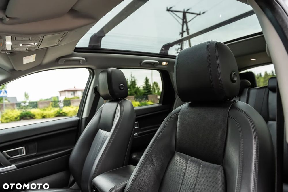 Land Rover Discovery Sport D180 R-Dynamic HSE - 21
