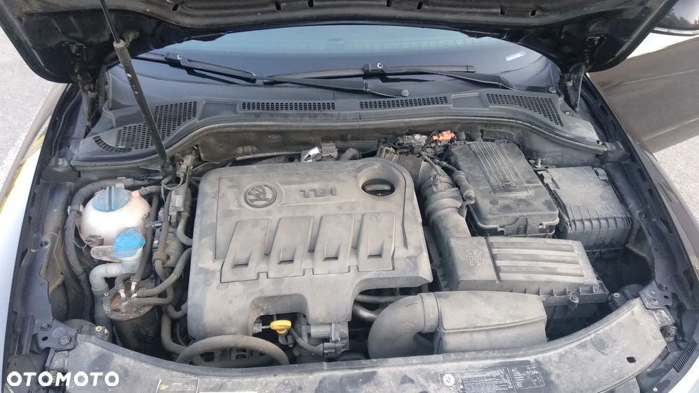 Skoda Superb 2.0 TDI Active - 10