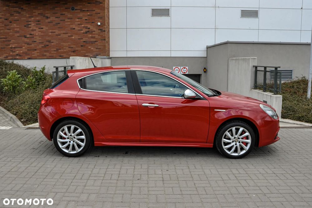 Alfa Romeo Giulietta - 5