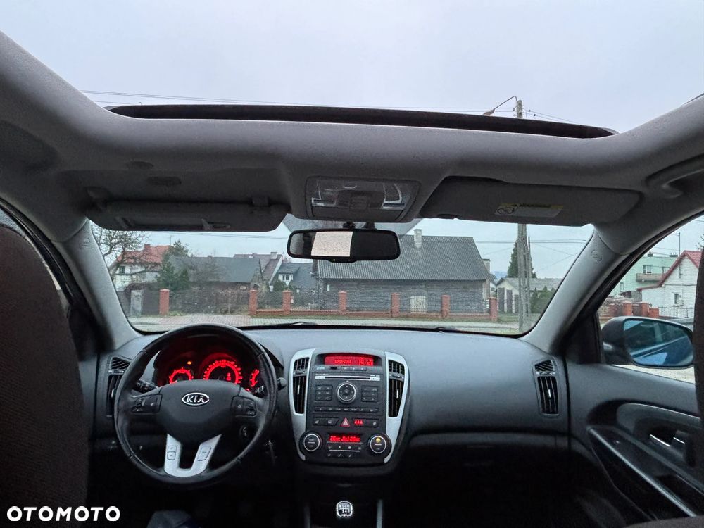 Kia Ceed 1.6 CRDi 90 Spirit - 34