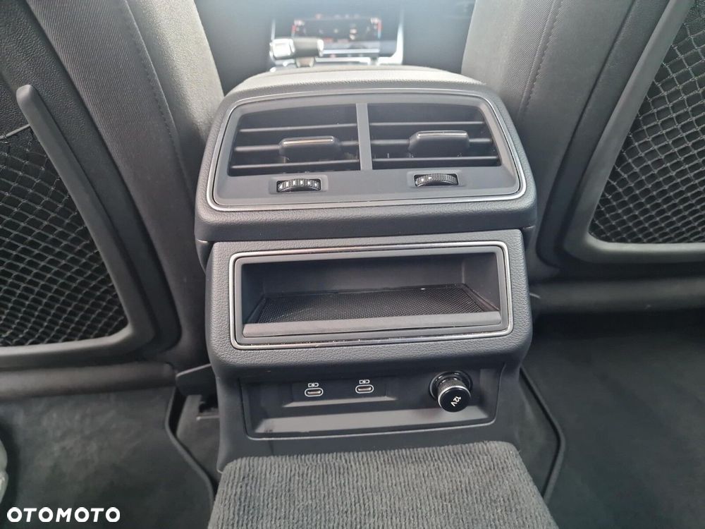 Audi A6 Avant - 24