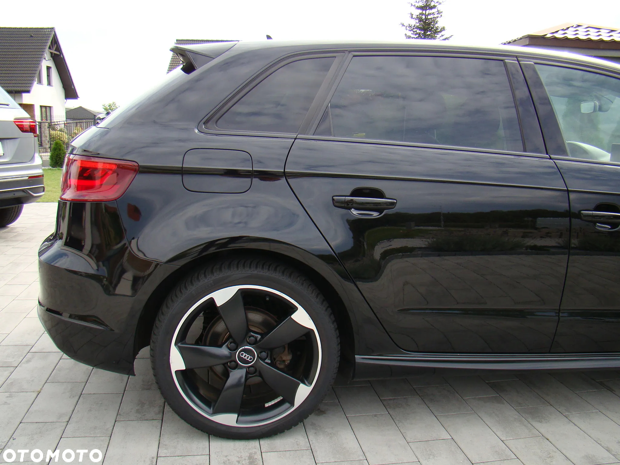 Audi A3 Sportback 2.0 TDI (clean diesel) quattro S line Sportpaket - 12