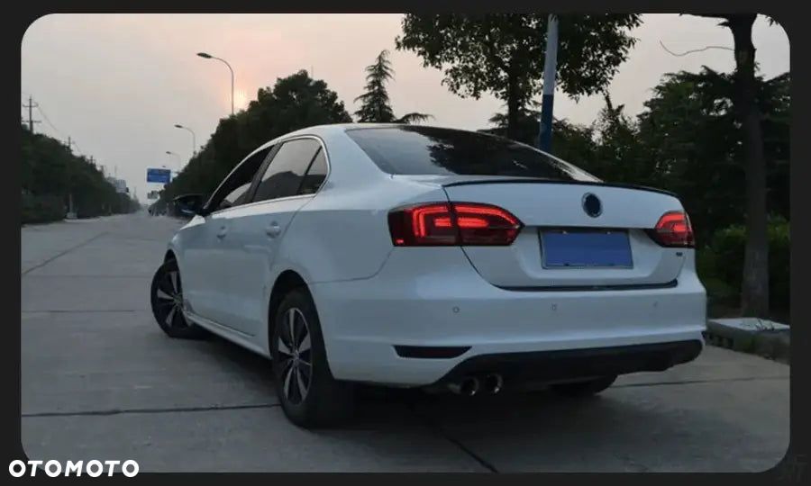 Volkswagen VW Jetta Mk6 2011–2014 Lampy Tylne LED DRL Komplet