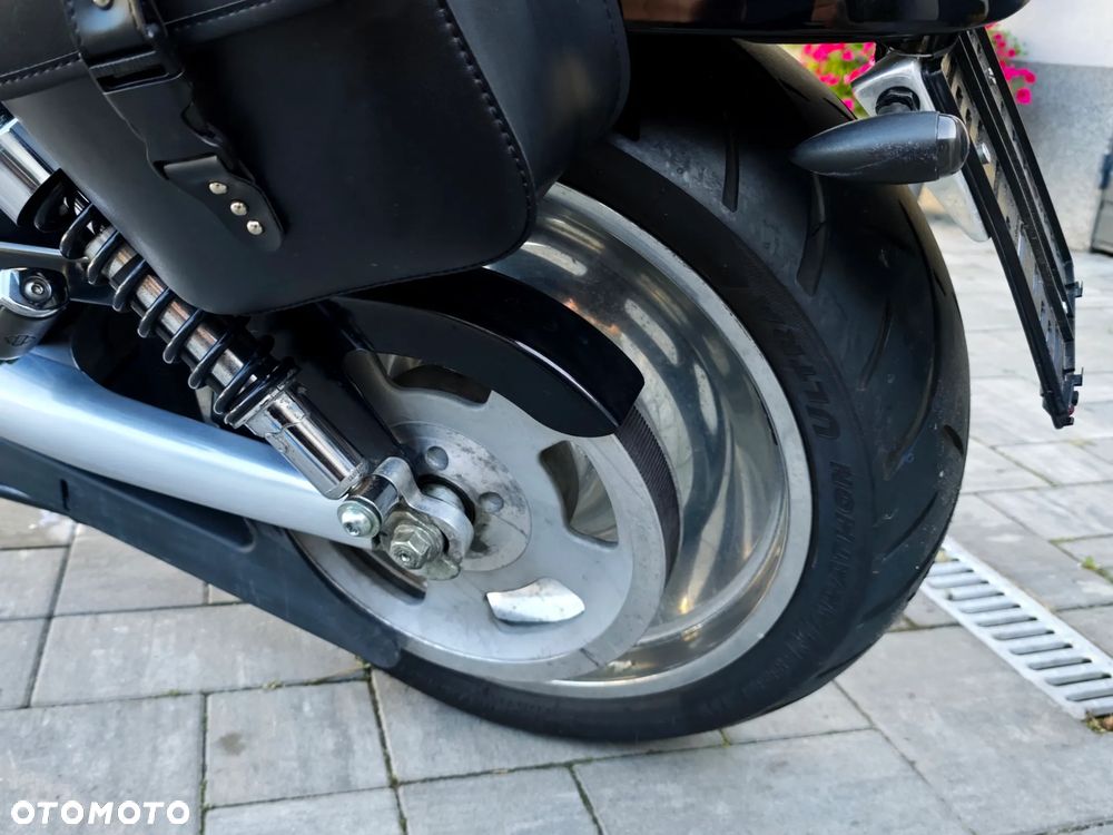 Harley-Davidson V-Rod Street Rod - 19