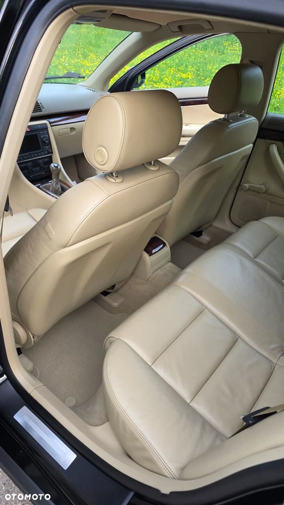 Audi A4 Limousine - 24