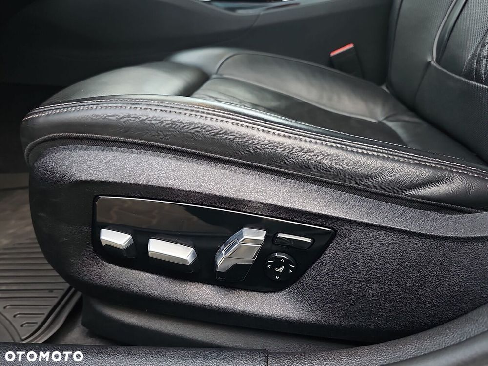 BMW Seria 5 540d xDrive mHEV M Sport sport - 26
