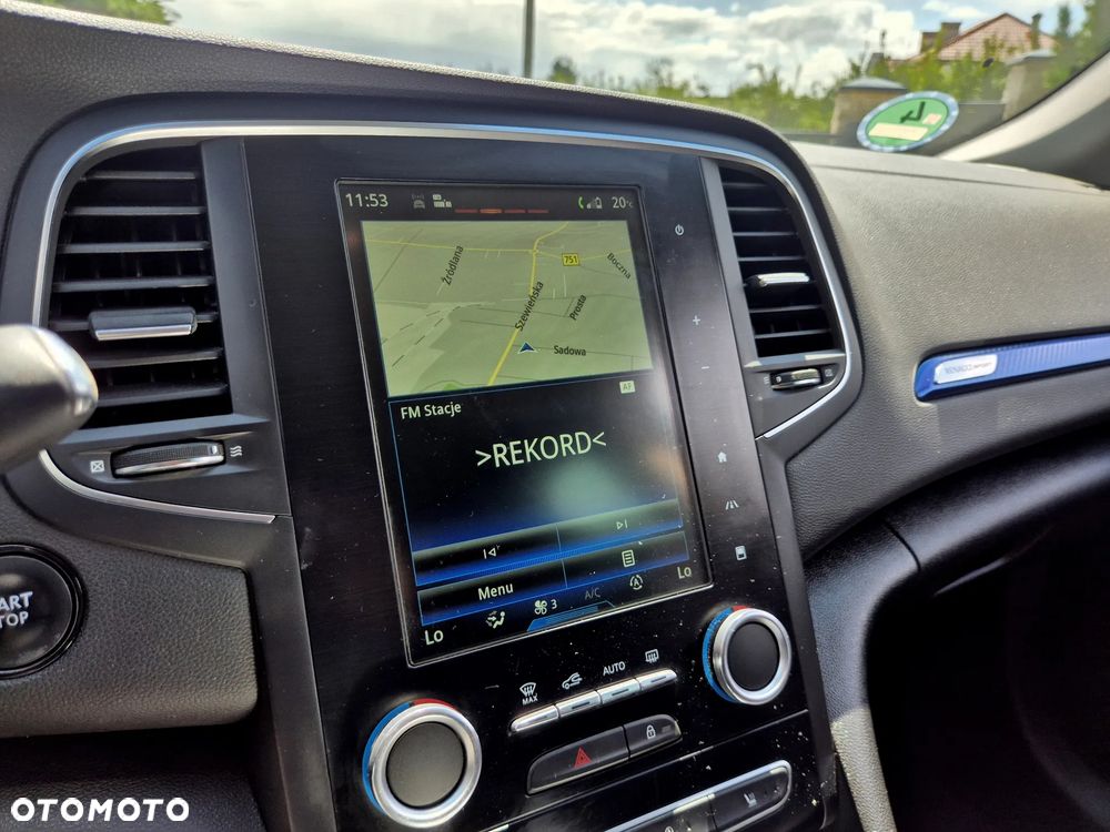 Renault Megane ENERGY TCe 205 EDC GT - 10